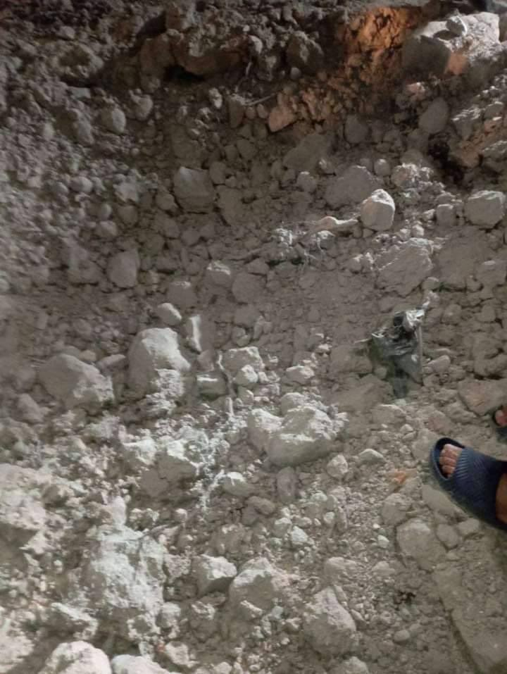 image-58 شاهد ...إصابة شابين فلسطينيين بسقوط صواريخ جنوب قلقيلية