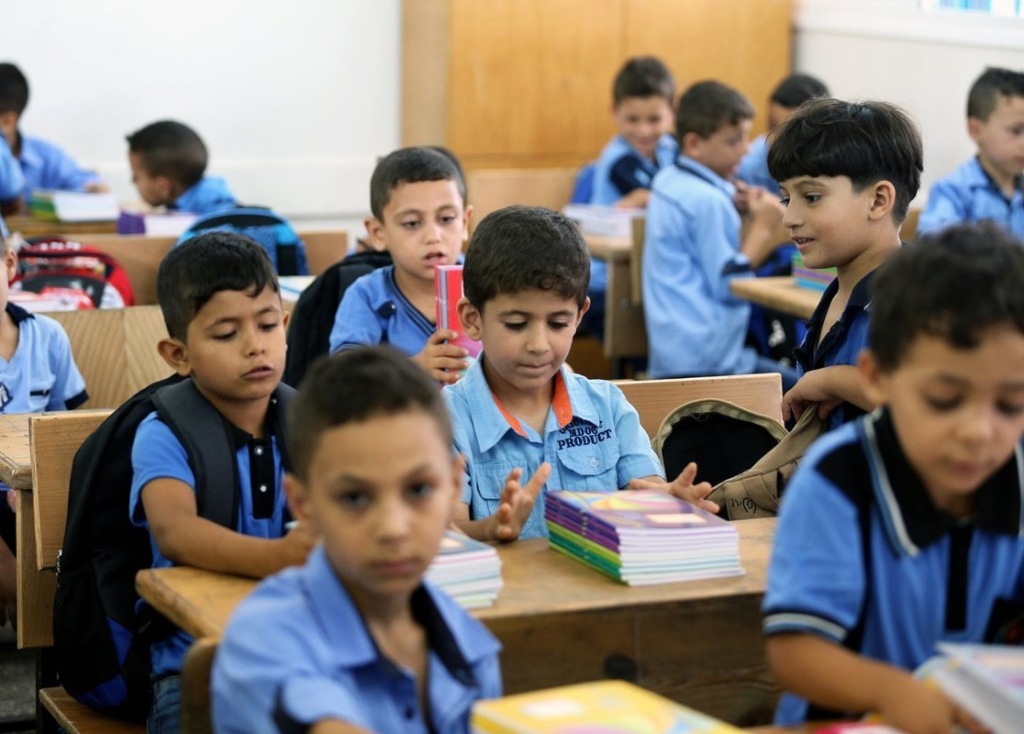 image-3-1024x734 اتحاد المعلمين: انطلاق العام الدراسي مرتبط بالرواتب